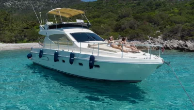 I. Motoryacht