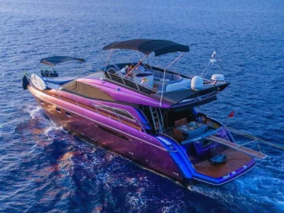Karran Yacht